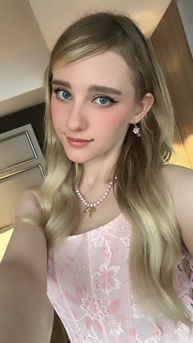 New chocolate 🍫 Taste 👅 In Town Come Play ! Up all night I accept payment in person  +1 (352) 283-6622 NEW SEXY YOUNG GIRL🐱IM - Image 2